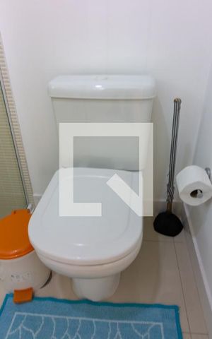 Apartamento à venda com 288m², 4 quartos e 4 vagasSuíte 3, banheiro