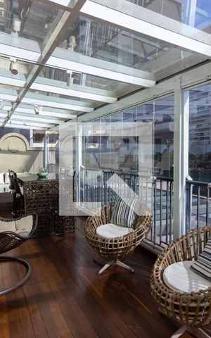 Apartamento à venda com 288m², 4 quartos e 4 vagasVaranda