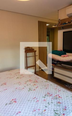 Apartamento à venda com 288m², 4 quartos e 4 vagasSuíte 1