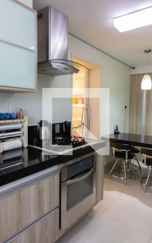 Apartamento à venda com 288m², 4 quartos e 4 vagasCozinha