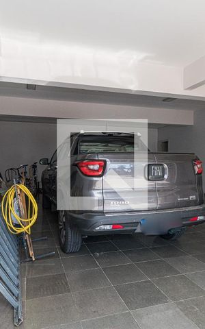 Casa à venda com 729m², 4 quartos e 6 vagasGaragem