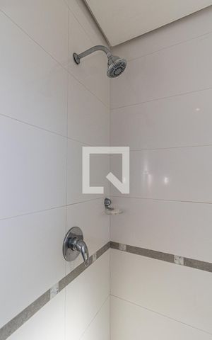 Casa à venda com 729m², 4 quartos e 6 vagasBanheiro da Suíte 3