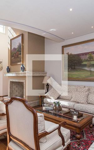 Casa à venda com 729m², 4 quartos e 6 vagasSala 1