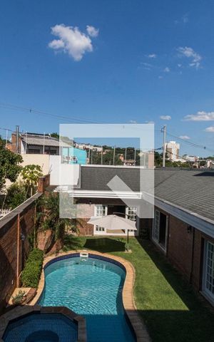 Casa à venda com 729m², 4 quartos e 6 vagasVista da Suíte 4
