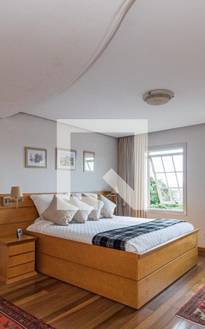 Casa à venda com 729m², 4 quartos e 6 vagasSuite 1
