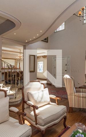 Casa à venda com 729m², 4 quartos e 6 vagasSala 1