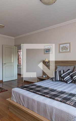 Casa à venda com 729m², 4 quartos e 6 vagasSuite 3