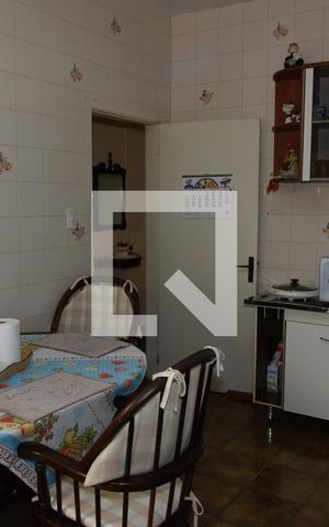 Casa à venda com 124m², 5 quartos e 1 vagaCozinha