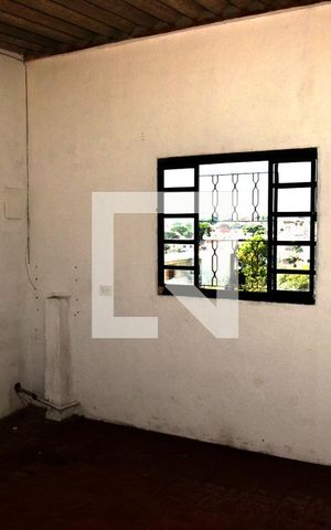 Casa à venda com 124m², 5 quartos e 1 vagaQuarto 3 - Edícula
