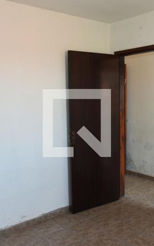Casa à venda com 124m², 5 quartos e 1 vagaQuarto 2 - Edícula