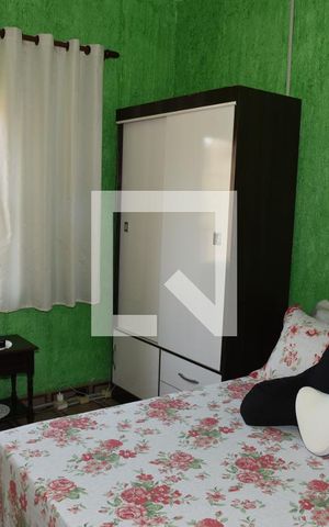 Casa à venda com 124m², 5 quartos e 1 vagaQuarto 1