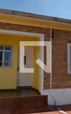 Casa à venda com 124m², 5 quartos e 1 vagaFachada