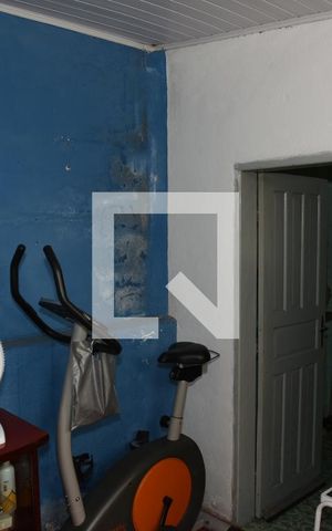 Casa à venda com 124m², 5 quartos e 1 vagaQuarto de Serviço