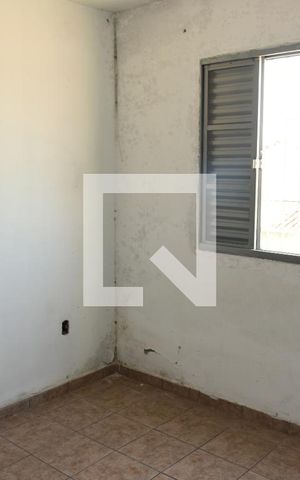 Casa à venda com 124m², 5 quartos e 1 vagaQuarto 2 - Edícula