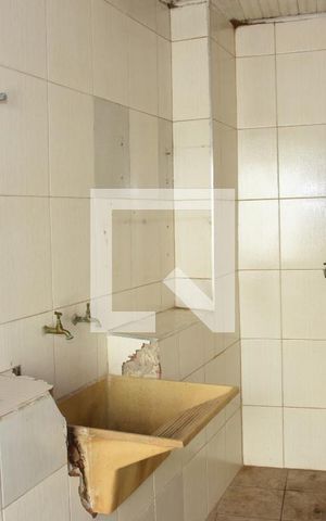 Casa à venda com 124m², 5 quartos e 1 vagaÁrea de Serviço - Edícula