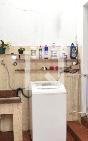 Casa à venda com 124m², 5 quartos e 1 vagaÁrea de Serviço