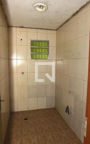 Casa à venda com 124m², 5 quartos e 1 vagaBanheiro - Edícula