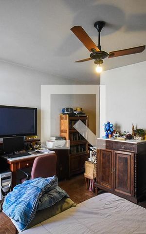 Casa à venda com 300m², 4 quartos e 5 vagas Casa à venda com 300m², 4 quartos e 5 vagasSuíte 2