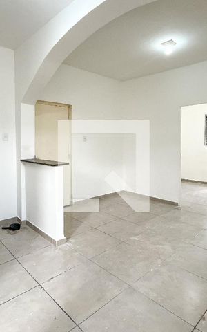 Apartamento para alugar com 35m², 2 quartos e sem vaga Apartamento para alugar com 35m², 2 quartos e sem vagaSala/Cozinha