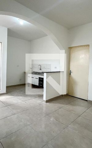 Apartamento para alugar com 35m², 2 quartos e sem vaga Apartamento para alugar com 35m², 2 quartos e sem vagaSala/Cozinha