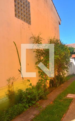 Casa à venda com 280m², 4 quartos e 3 vagasPátio
