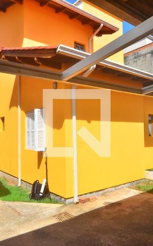Casa à venda com 280m², 4 quartos e 3 vagasPátio