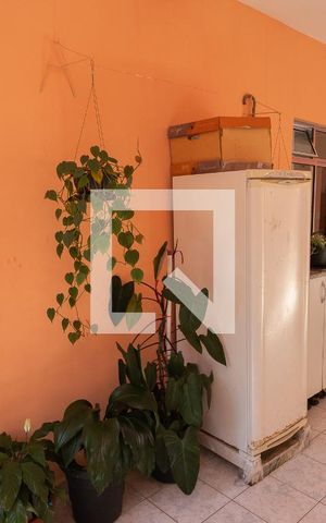 Casa à venda com 201m², 3 quartos e 3 vagas Casa à venda com 201m², 3 quartos e 3 vagasQuintal