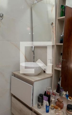 Casa à venda com 201m², 3 quartos e 3 vagas Casa à venda com 201m², 3 quartos e 3 vagasBanheiro - Suíte