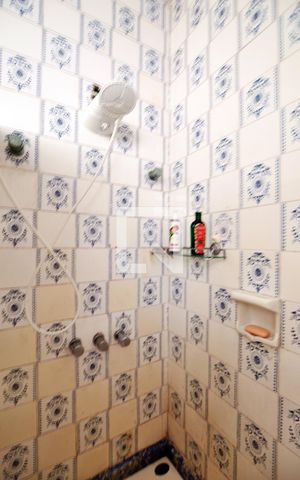 Casa à venda com 292m², 3 quartos e 3 vagasBanheiro da Suíte