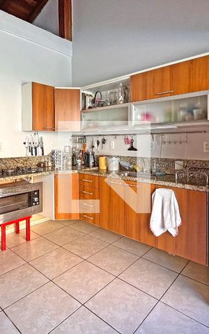 Casa à venda com 292m², 3 quartos e 3 vagasCozinha