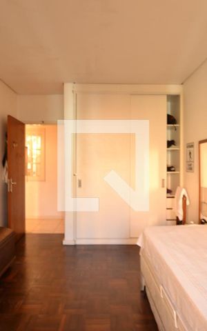 Casa à venda com 292m², 3 quartos e 3 vagasQuarto 2