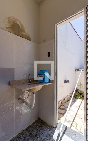 Casa à venda com 211m², 4 quartos e 3 vagasBanheiro de Serviço