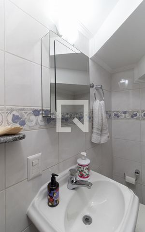 Casa para alugar com 390m², 5 quartos e 4 vagas Casa para alugar com 390m², 5 quartos e 4 vagasLavabo