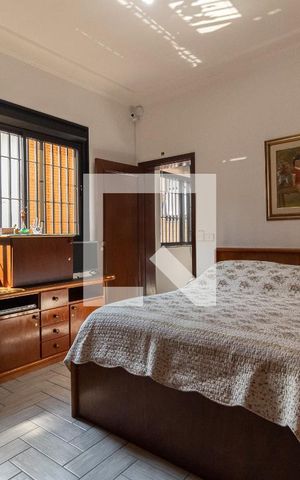 Casa para alugar com 390m², 5 quartos e 4 vagas Casa para alugar com 390m², 5 quartos e 4 vagasSuíte 1