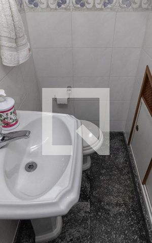 Casa para alugar com 390m², 5 quartos e 4 vagas Casa para alugar com 390m², 5 quartos e 4 vagasLavabo