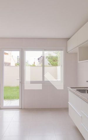 Casa de condomínio à venda com 130m², 3 quartos e 1 vaga Casa de condomínio à venda com 130m², 3 quartos e 1 vagaCozinha