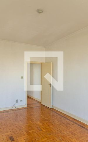 Apartamento à venda com 106m², 2 quartos e sem vaga Apartamento à venda com 106m², 2 quartos e sem vagaSala