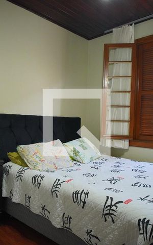 Casa à venda com 340m², 4 quartos e 2 vagasQuarto  3