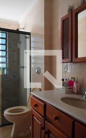 Casa à venda com 340m², 4 quartos e 2 vagasBanheiro Corredor 