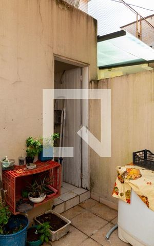 Casa à venda com 110m², 3 quartos e 2 vagas Casa à venda com 110m², 3 quartos e 2 vagasÁrea de Serviço