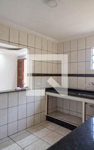 Apartamento para alugar com 55m², 2 quartos e 2 vagas Apartamento para alugar com 55m², 2 quartos e 2 vagasCozinha