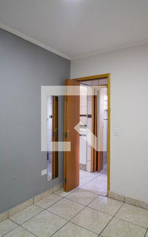 Apartamento para alugar com 55m², 2 quartos e 2 vagas Apartamento para alugar com 55m², 2 quartos e 2 vagasQuarto 2