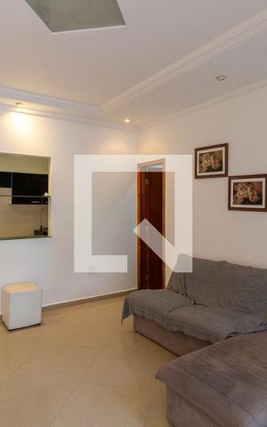 Casa para alugar com 120m², 3 quartos e 3 vagas Casa para alugar com 120m², 3 quartos e 3 vagasSala