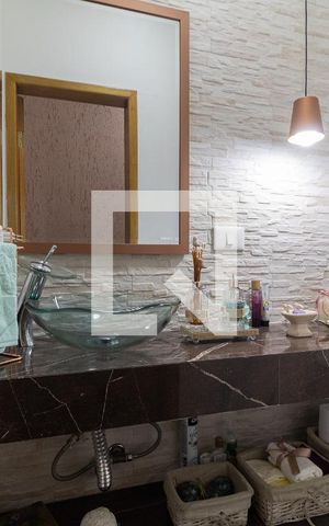 Casa à venda com 120m², 3 quartos e 1 vagaLavabo
