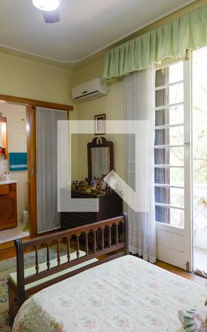 Apartamento à venda com 193m², 4 quartos e sem vagaQuarto