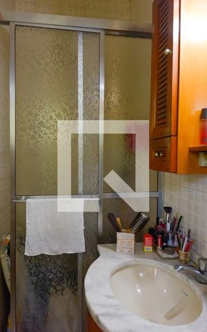 Apartamento à venda com 193m², 4 quartos e sem vagaBanheiro