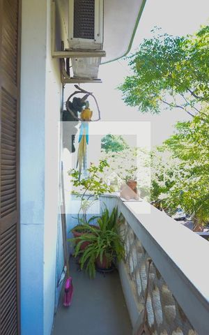 Apartamento à venda com 193m², 4 quartos e sem vagaSacada