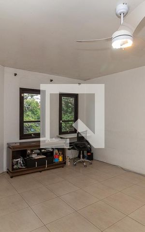 Casa à venda com 320m², 4 quartos e 2 vagas Casa à venda com 320m², 4 quartos e 2 vagasSala 2