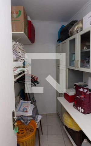 Casa à venda com 200m², 4 quartos e 2 vagas Casa à venda com 200m², 4 quartos e 2 vagasDespensa