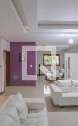 Casa à venda com 300m², 4 quartos e 3 vagas
